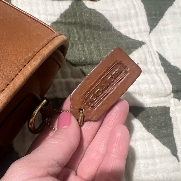 Vintage Coach Colebrook - Picture 2 of 13